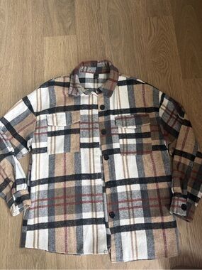 SHEIN Beige Black White Plaid Shacket